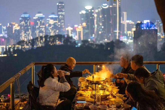 庆火锅“涮出”3千亿大市场麻将胡了2试玩热辣滚烫！重(图3)