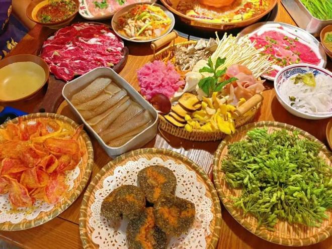 店云南酸菜牛肉火锅跑出黑马麻将胡了1年狂开200+(图6)